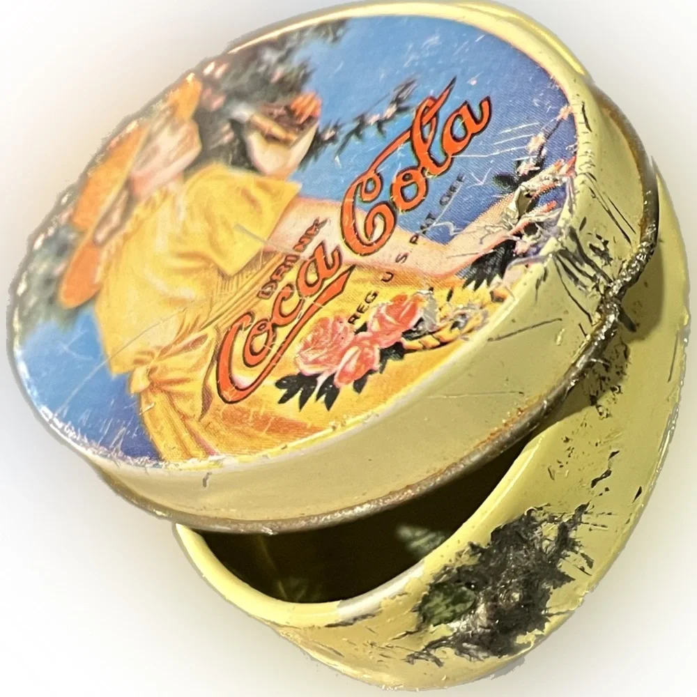 Vintage Coca Cola Lady In Dress & Floral Hat Smiling Pill Tin Case Rare Unique